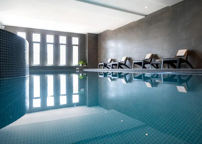 Nemea Arenas Aeroport