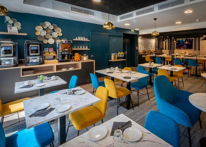 Nemea Arenas Aeroport 4*