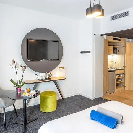 Lejlighedshotel Nemea Arenas Aeroport