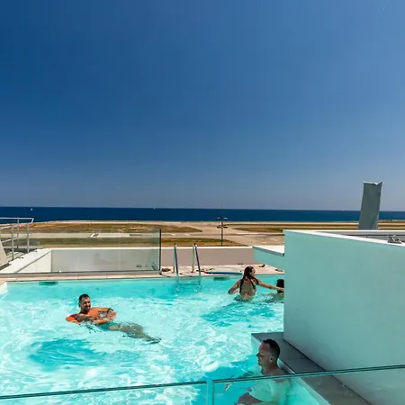 Nemea Arenas Aeroport Lejlighedshotel 4*